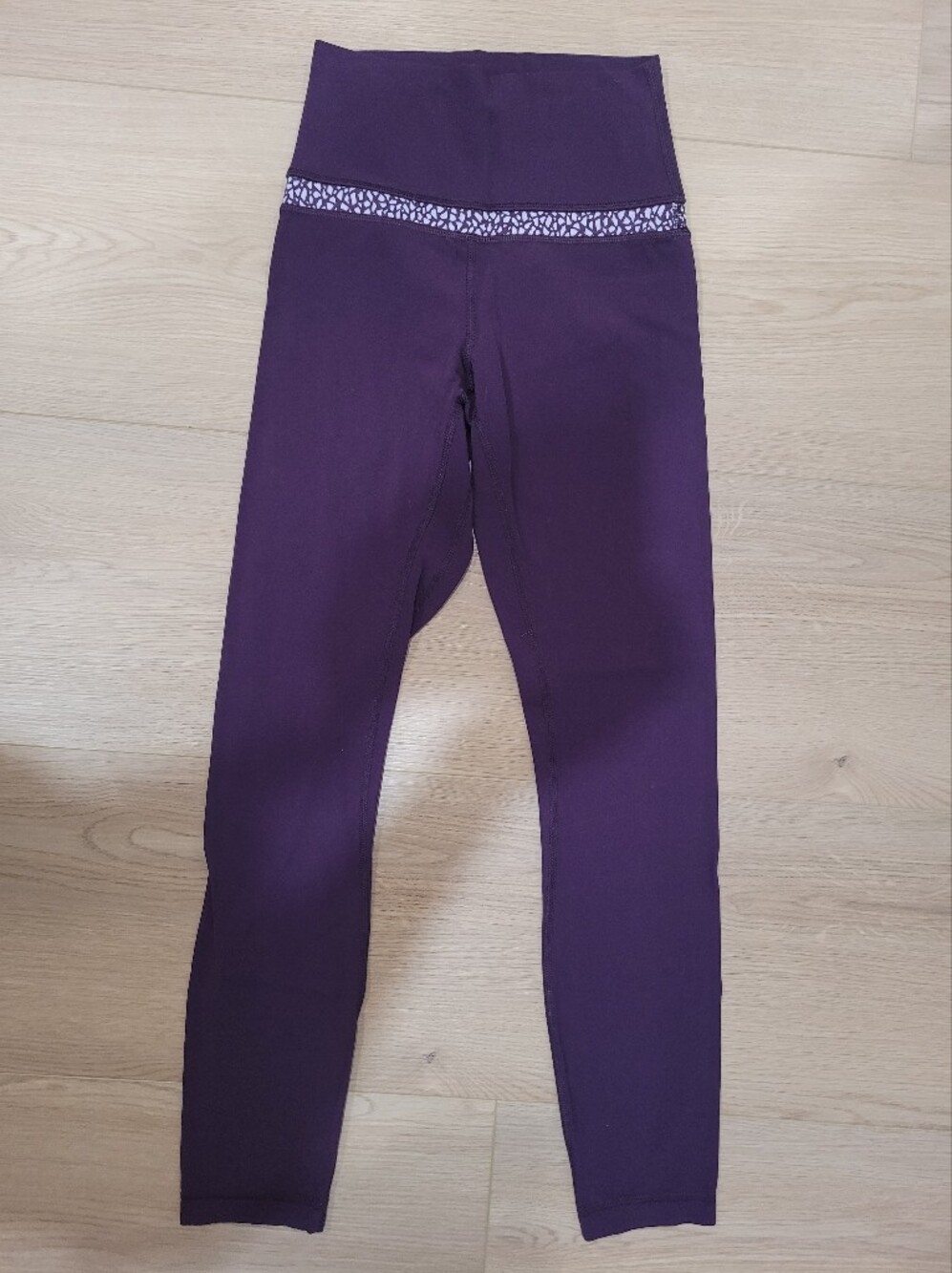 Lululemon Women 2 Design On Waste Band